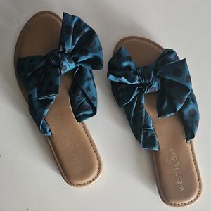 NWOT West Loop Sandals